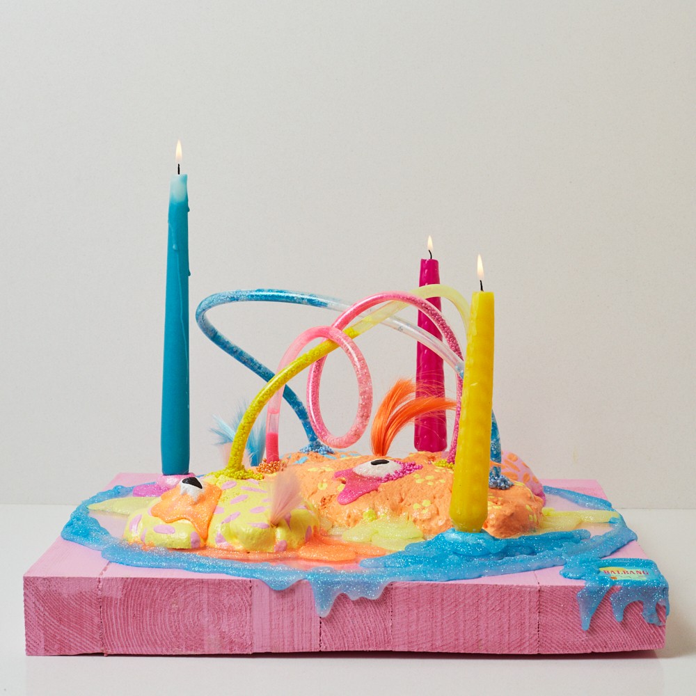Birthday Cake Candle Holder 01