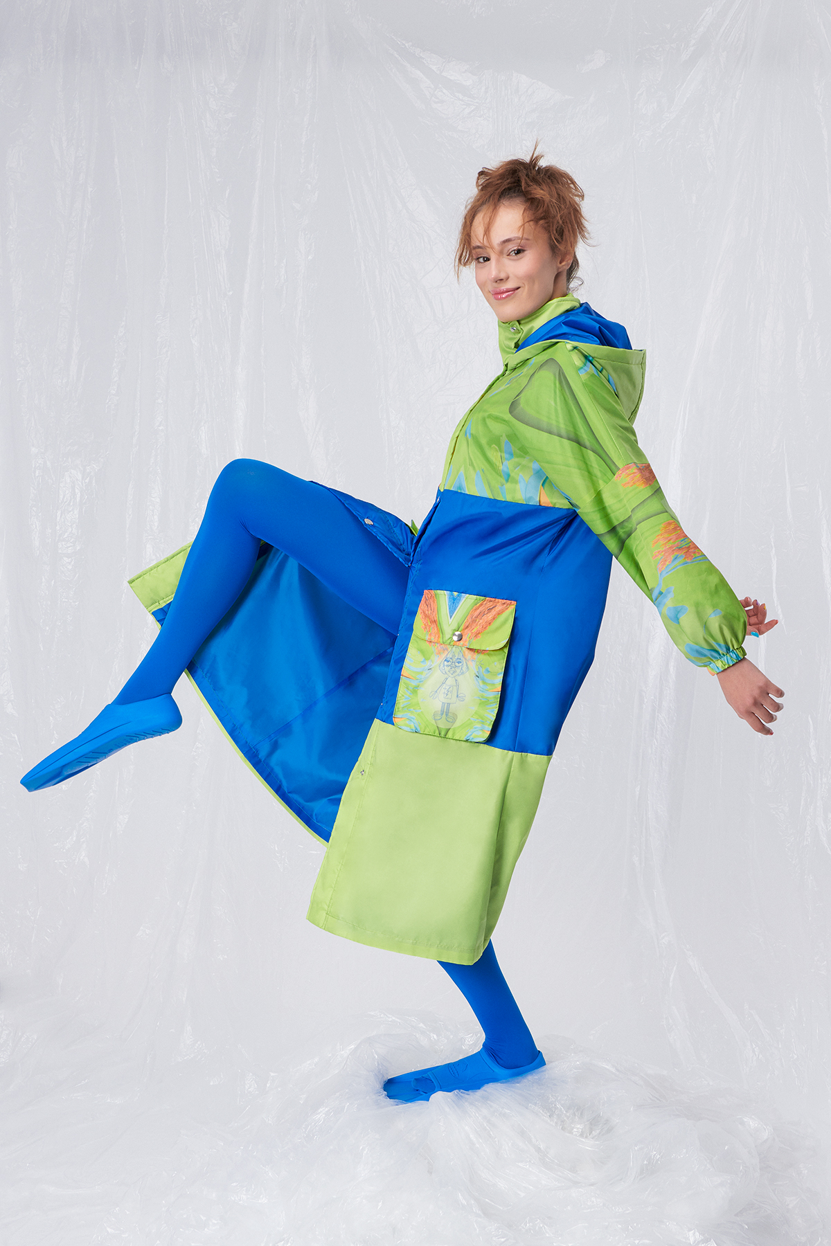 RAINBOW RAINCOAT LOOK O1