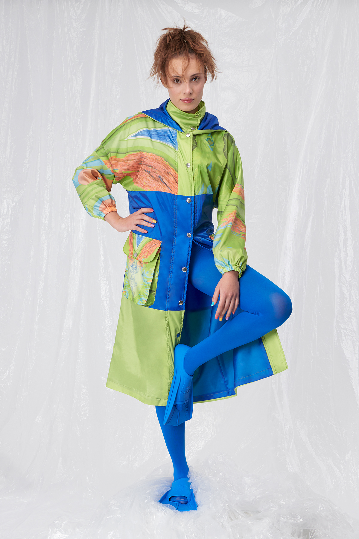 RAINBOW RAINCOAT LOOK O1