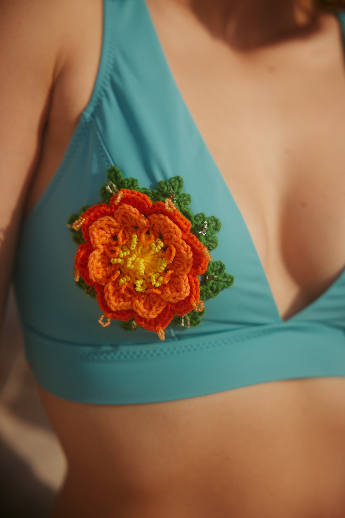 Water lily bikini top